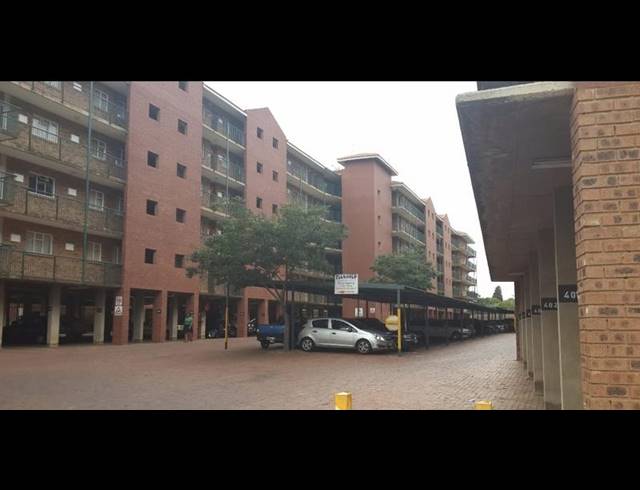 1 BEDROOM APARTMENT FOR SALE IN DIE HOEWES